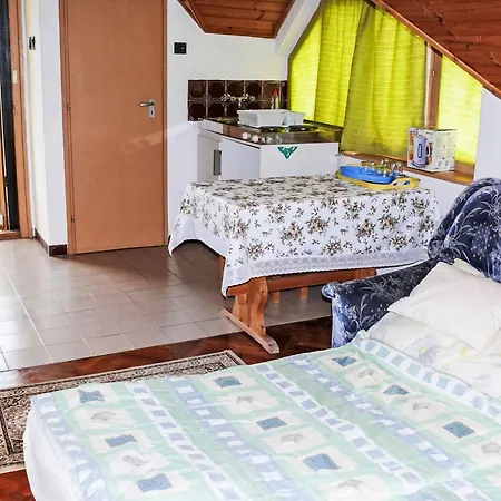 Michael By Interhome